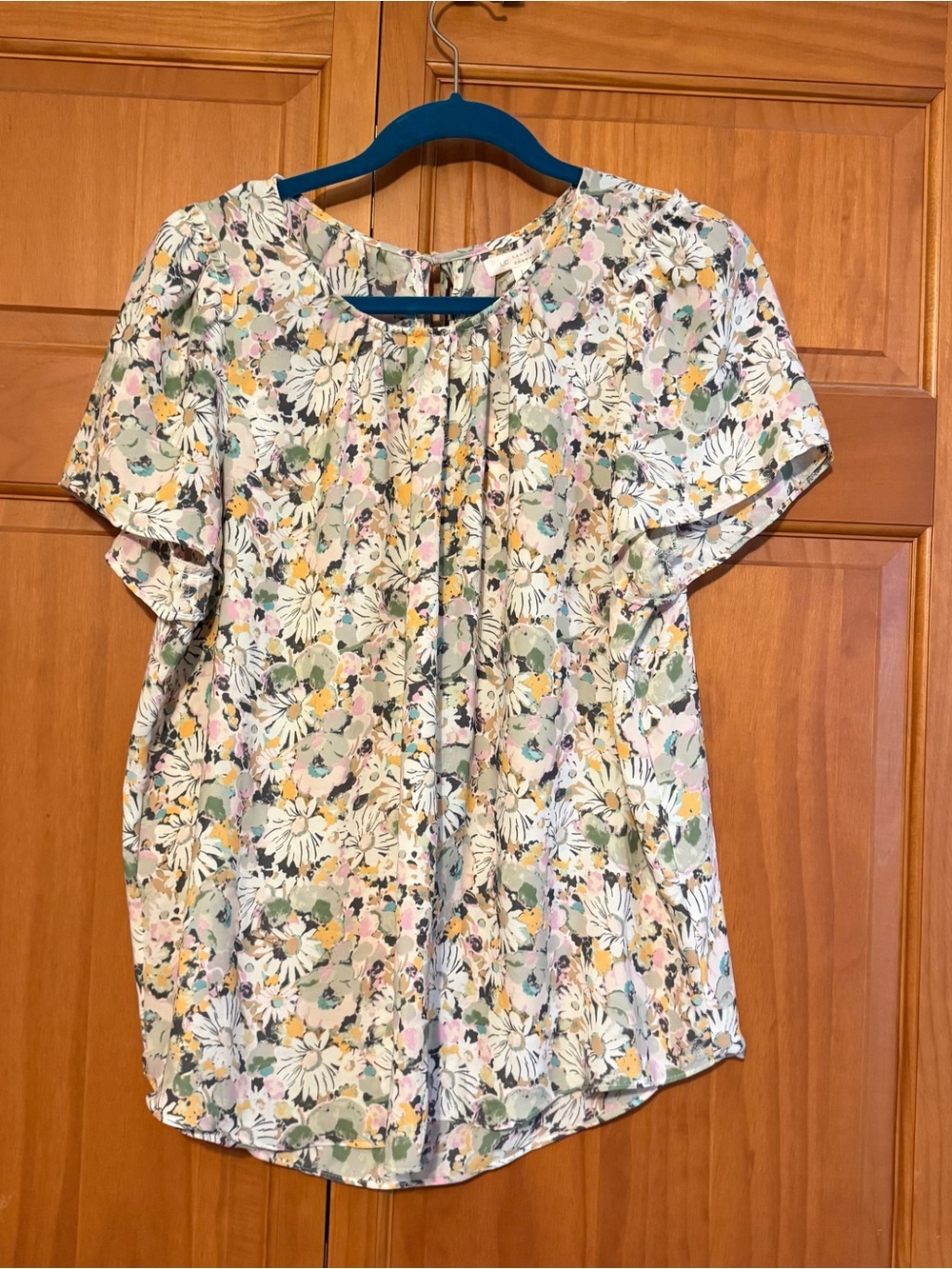 LC Lauren Conrad Cream Floral Short-Sleeve Blouse with Pastel Accents
